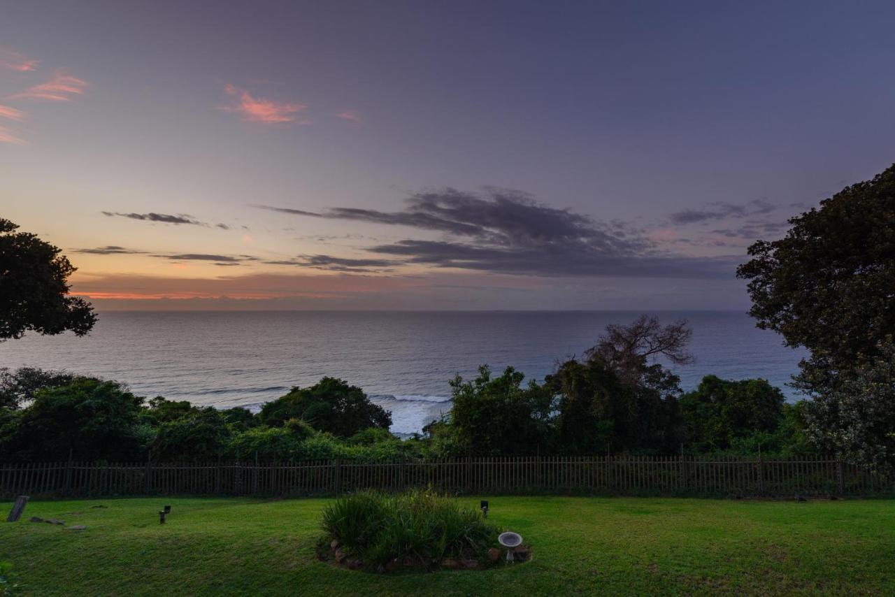 Sands Beach Breaks Umdloti Beach View Buitenkant foto